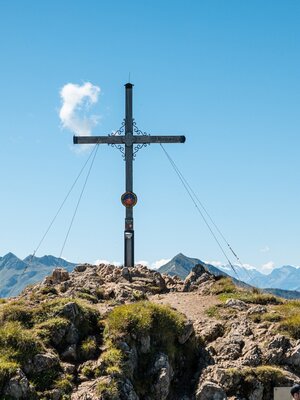 Gipfelkreuz Gratlspitze Alpbach | © Hannes Sautner Shootandstyle