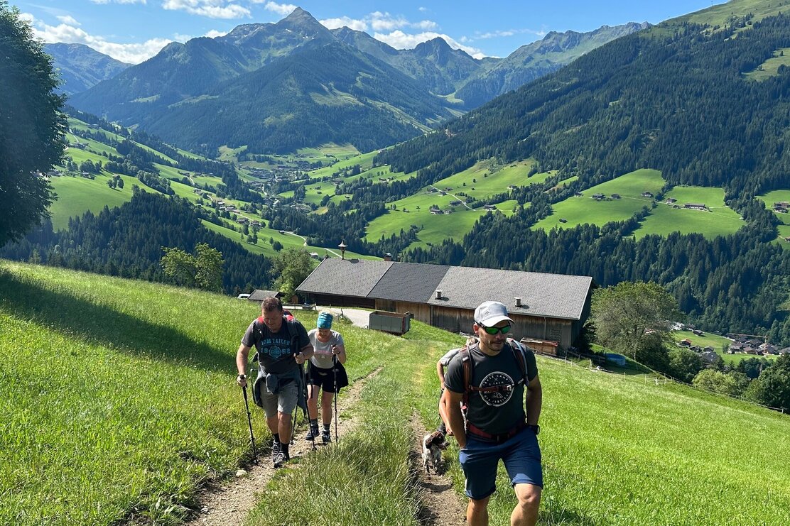 Aufstieg von Alpbach Dorf Richtung Hauser Joch