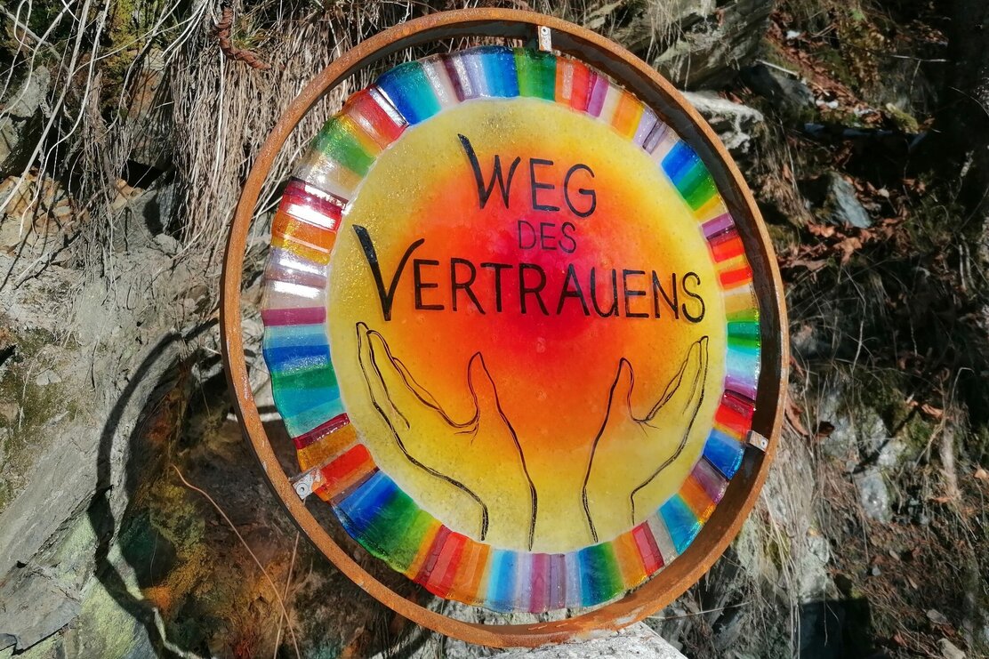 Wildschönau Auffach Weg des Vertrauens Station 1.jpg Wildschönau Auffach Weg des Vertrauens Station 1.jpg