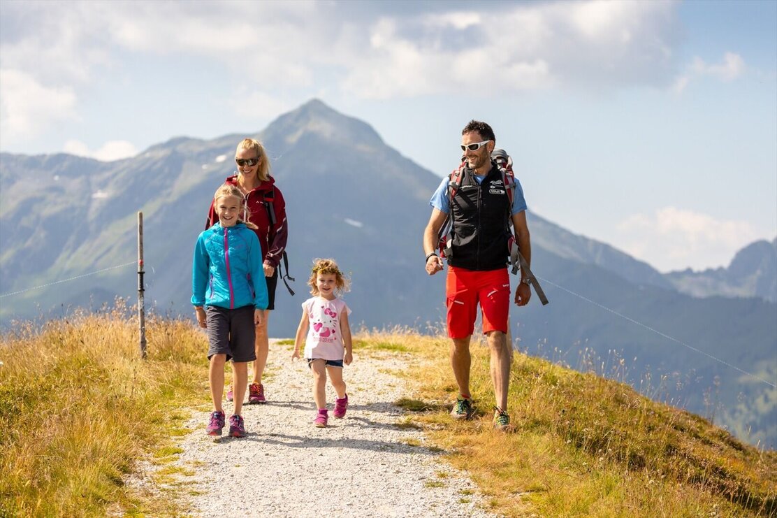 Wildschönau Auffach Schatzberg Familienwanderung Sommer.jpg | © Wildschönau Tourismus FG Johannes Sautner Rechte Skijuwel + Wildschönau Tourismus