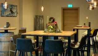 Cafe Haltestelle Lokal | © Cafe Haltestelle Cafe Haltestelle Lokal | © Cafe Haltestelle
